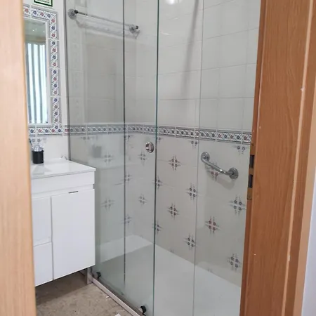 アパート T1 Vista Mar 1311 *