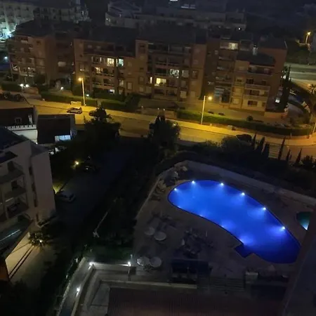 T1 Vista Mar 1311 דירה