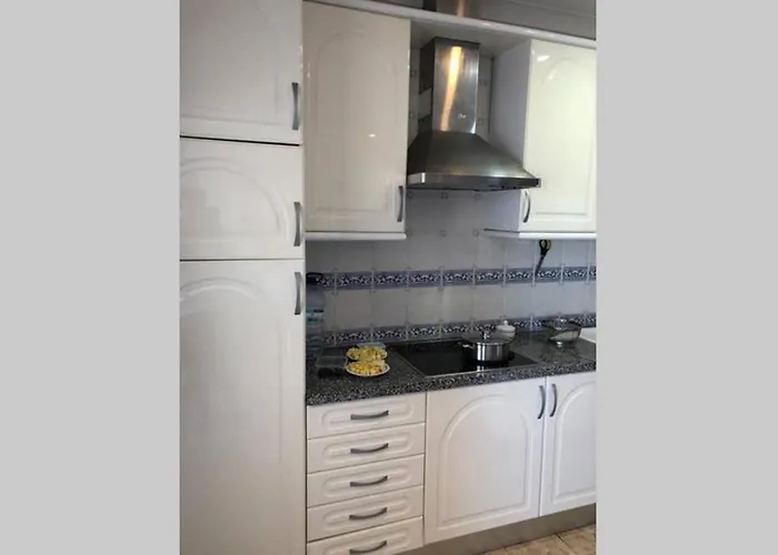 Apartamento T1 Vista Mar 1311 *